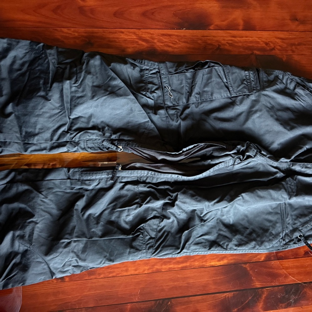 Black girls snow pants x small